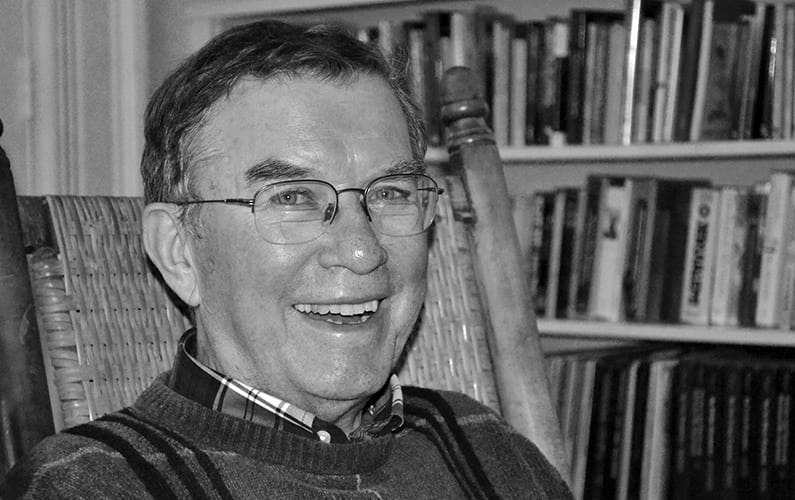 Peter Mott